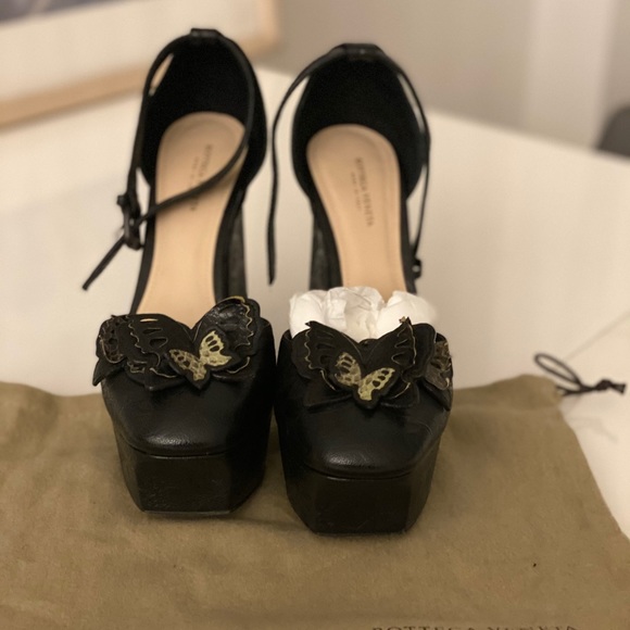 Bottega Veneta CALF AYERS BUTTERFLY MARY JANE PUMP - Picture 4 of 10